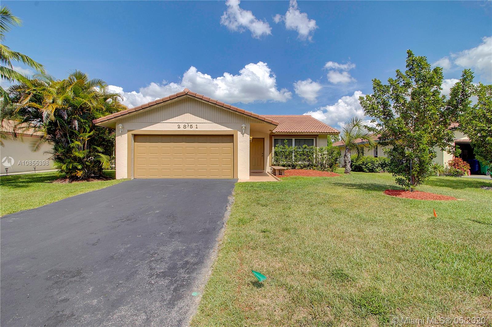 2851 NW 123rd Ave, Coral Springs, FL 33065