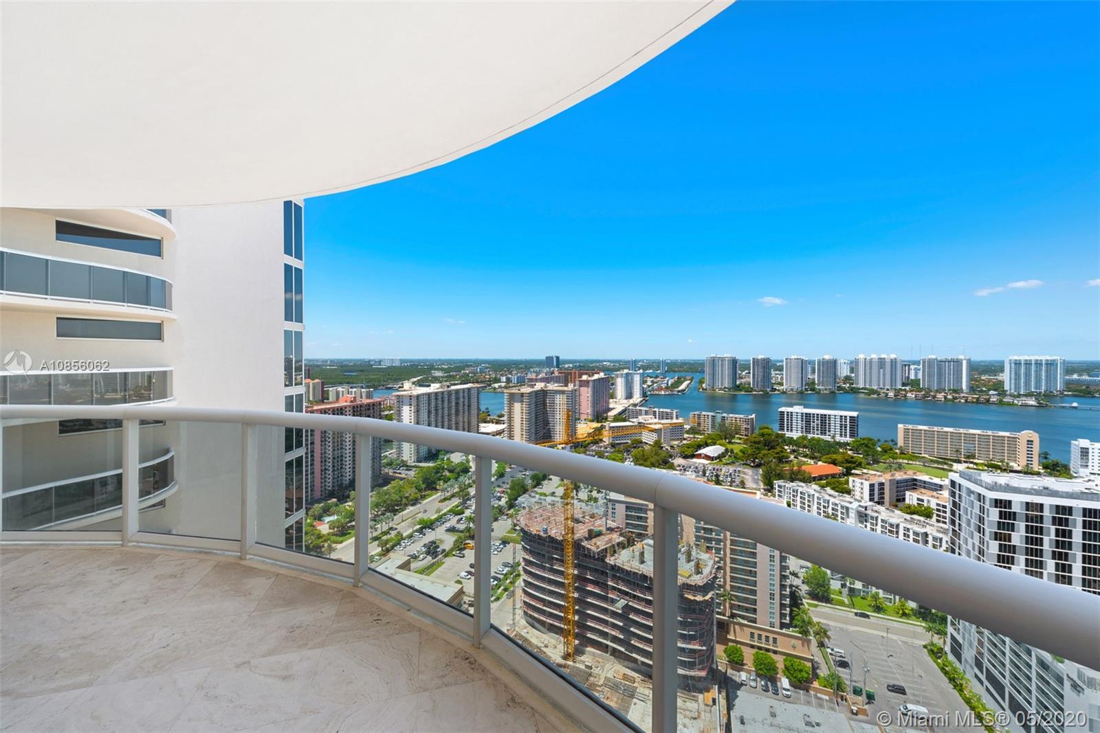 Sunny Isles Beach, FL 33160,17555 Collins Ave #PH-4