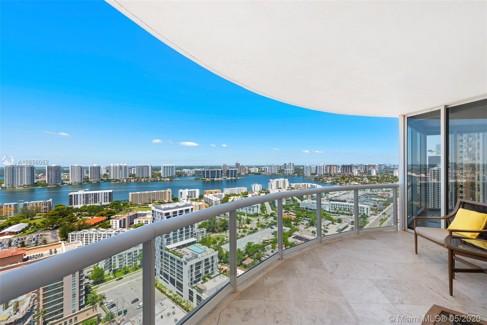 Sunny Isles Beach, FL 33160,17555 Collins Ave #PH-4