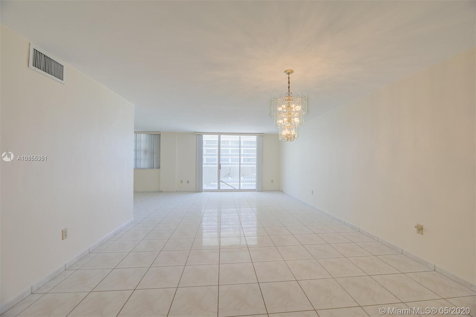 Miami Beach, FL 33140,5825 Collins Ave #11E