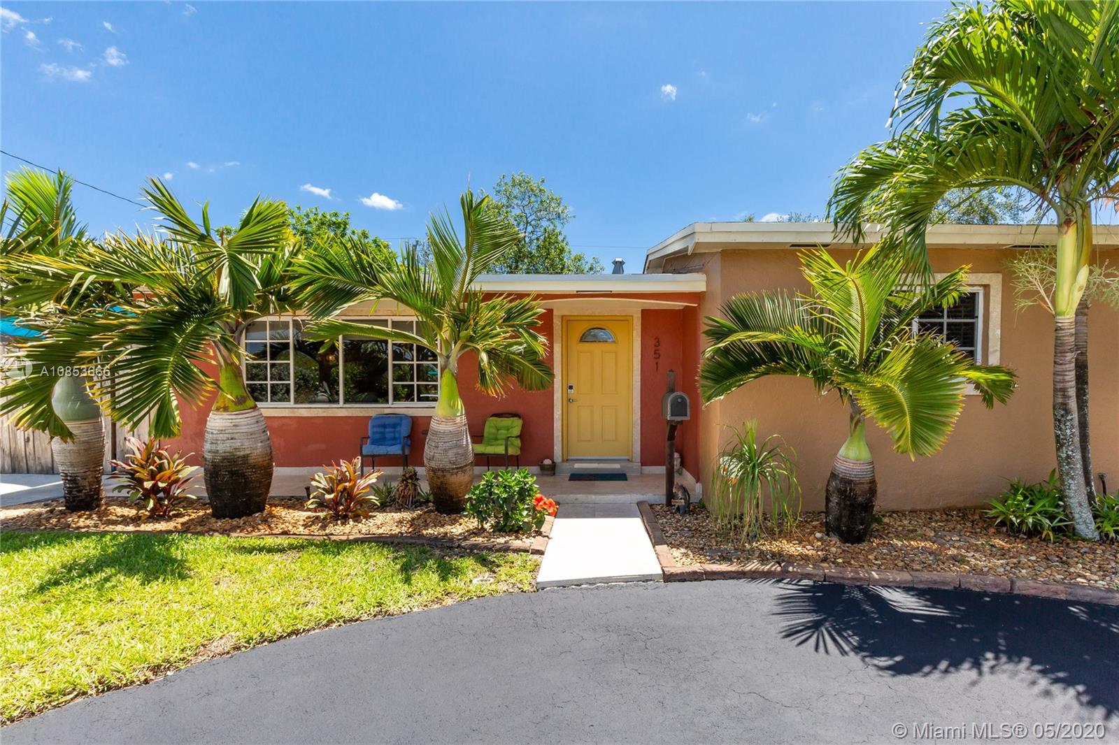 351 N 68th Way, Hollywood, FL 33024