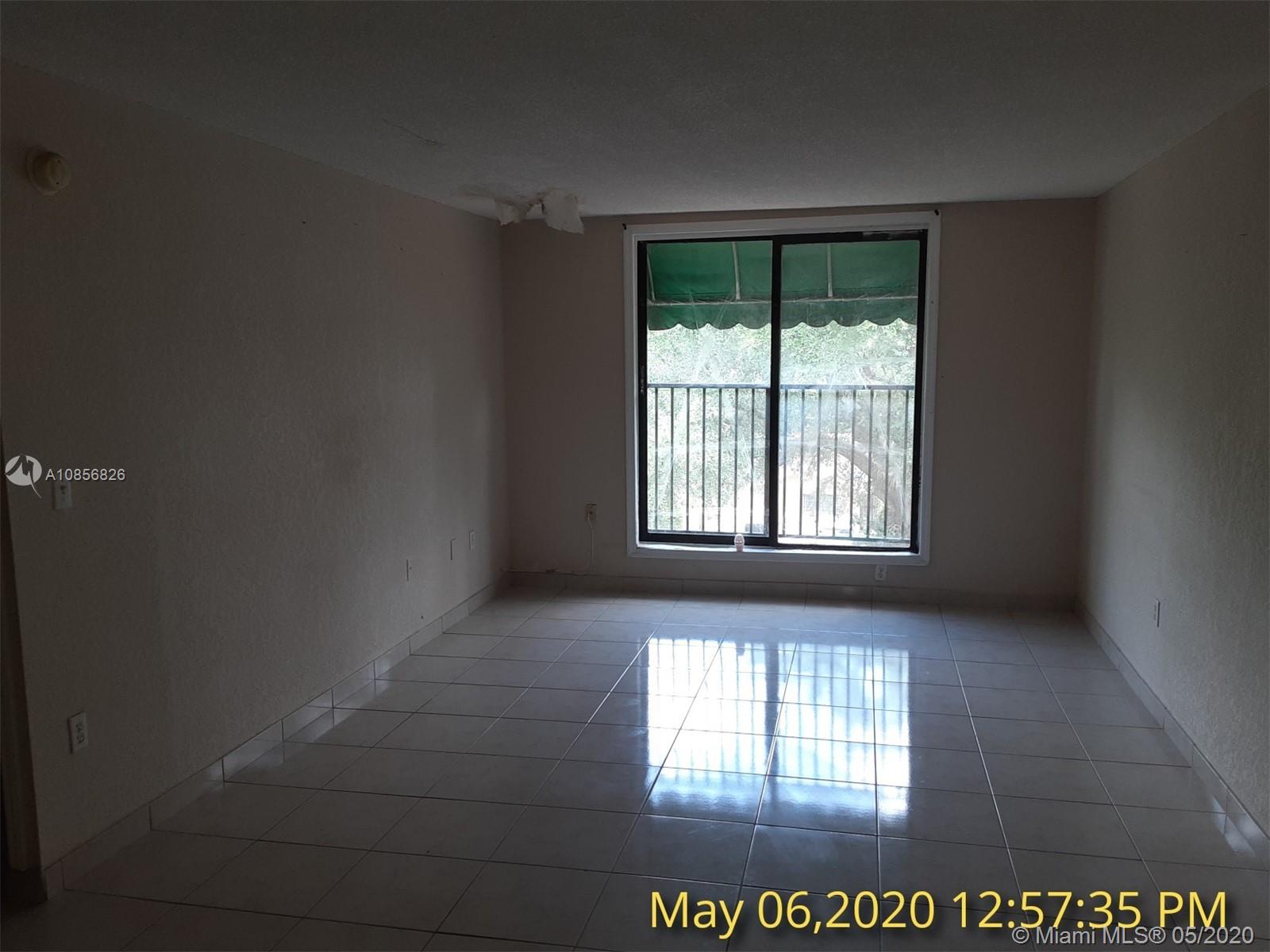 Hialeah, FL 33014,666 W 81st St #406