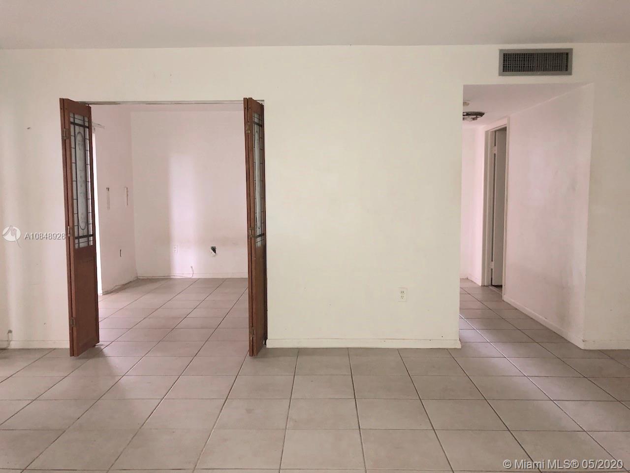 Miami, FL 33179,781 NE 199th St #107-9