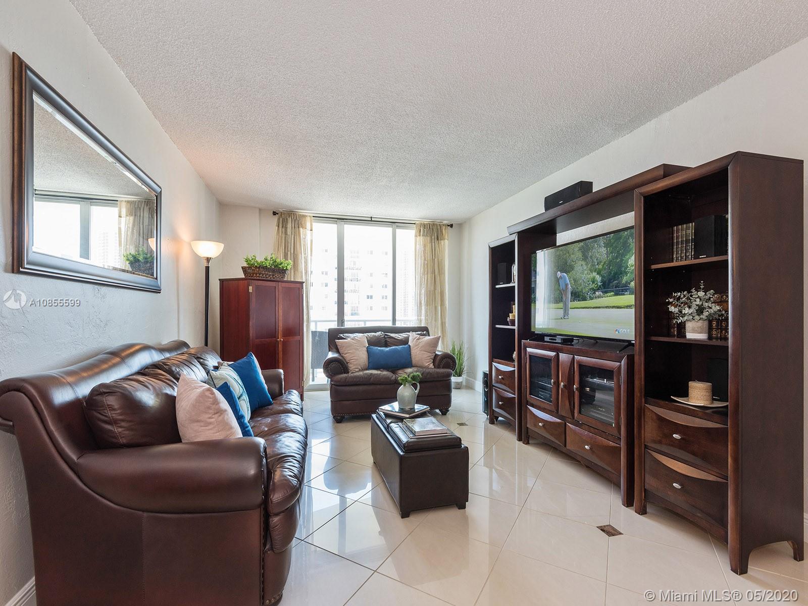 Sunny Isles Beach, FL 33160,19390 Collins Ave #1106