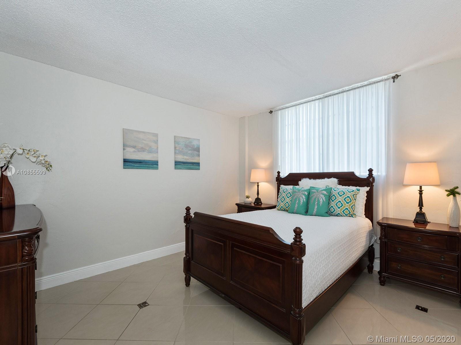 Sunny Isles Beach, FL 33160,19390 Collins Ave #1106