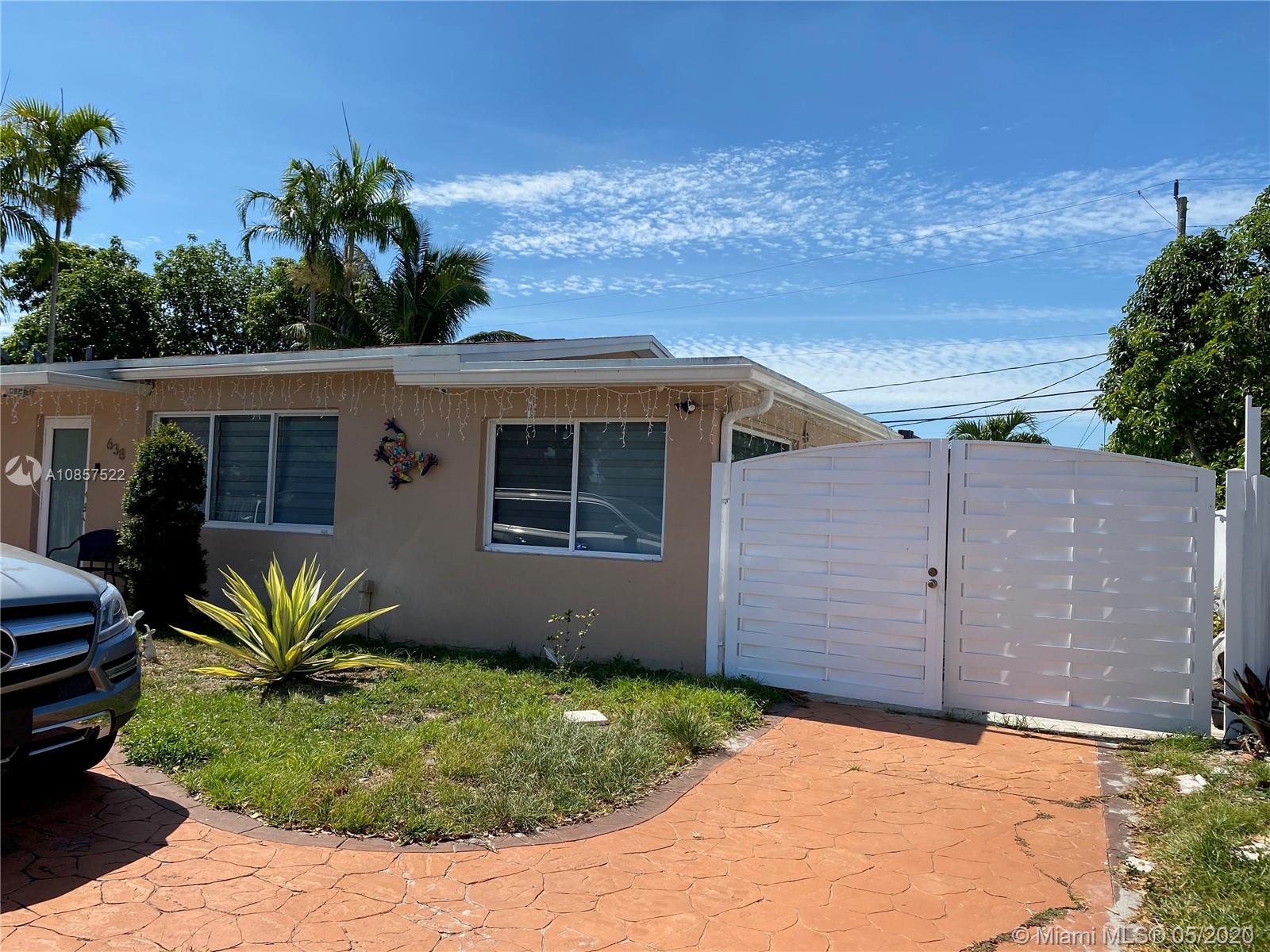 638 W 44th Pl, Hialeah, FL 33012