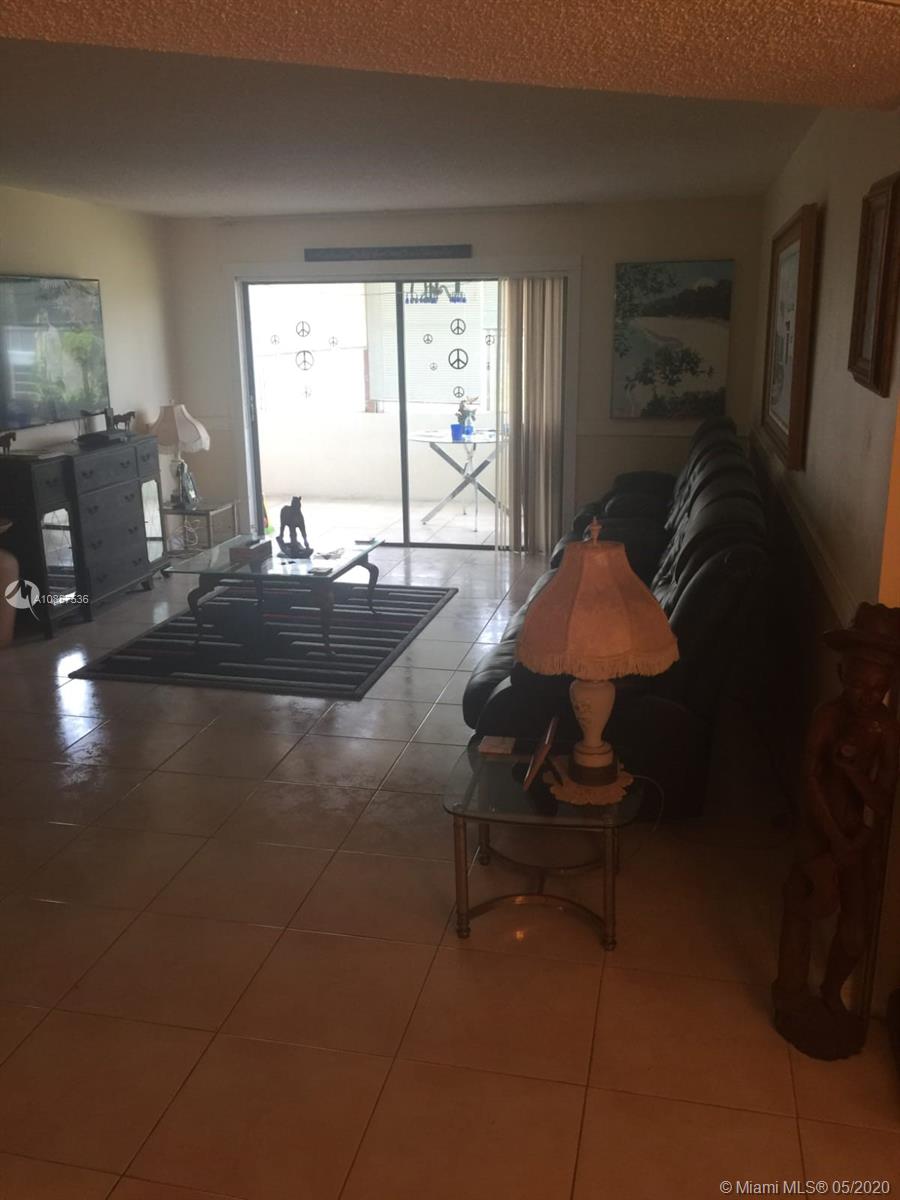 Lauderdale Lakes, FL 33319,4401 NW 41st St #308