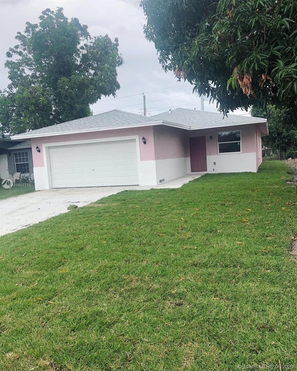 2140 NW 3rd St, Pompano Beach, FL 33069