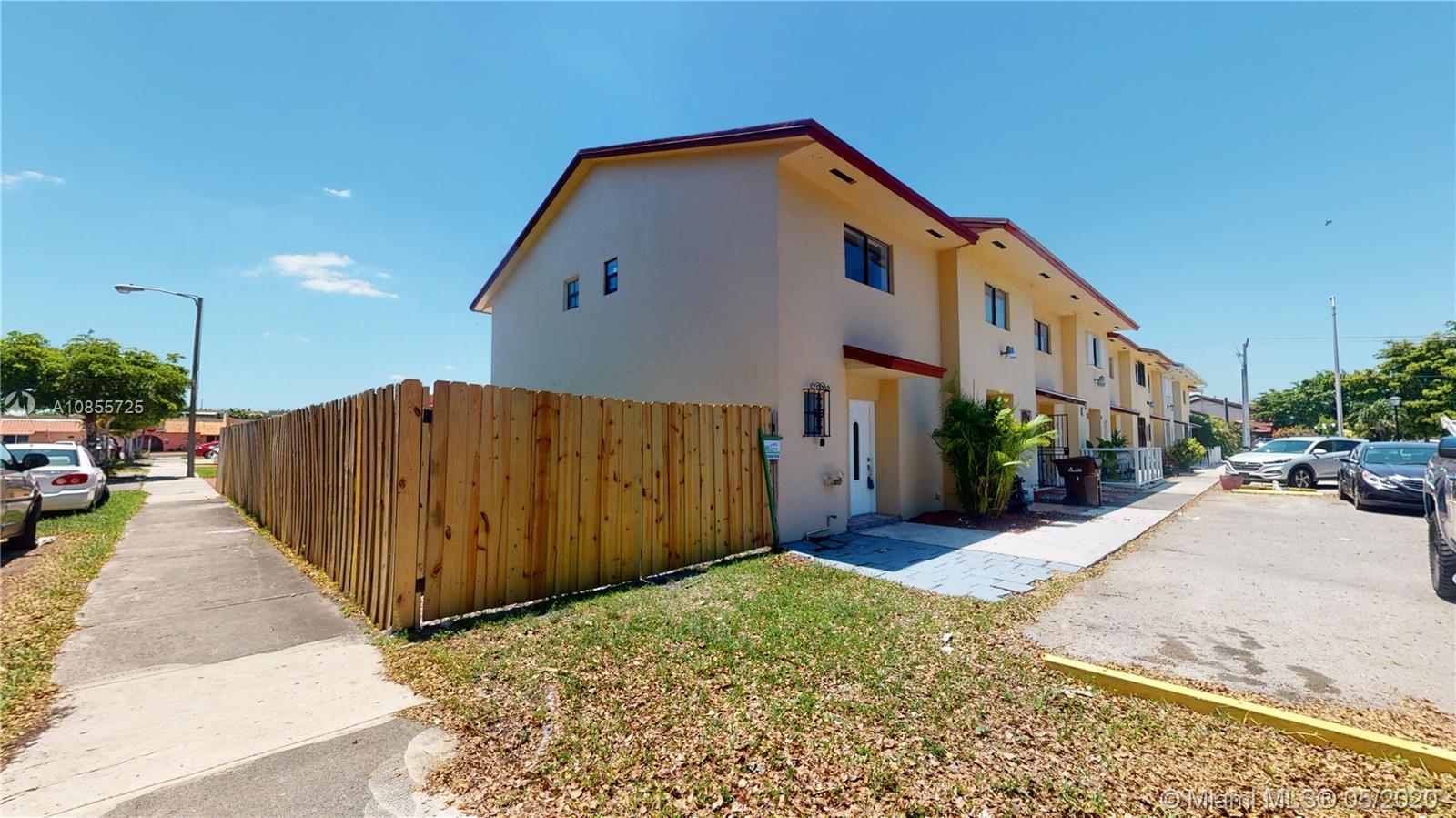 1790 W 58th St #1, Hialeah, FL 33012