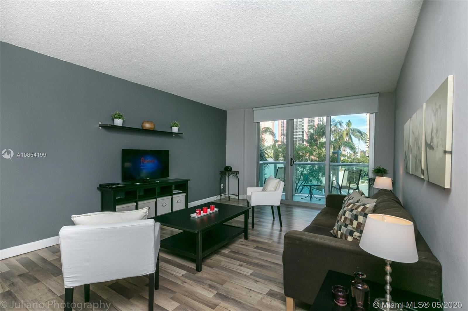 Sunny Isles Beach, FL 33160,19370 Collins Ave #203