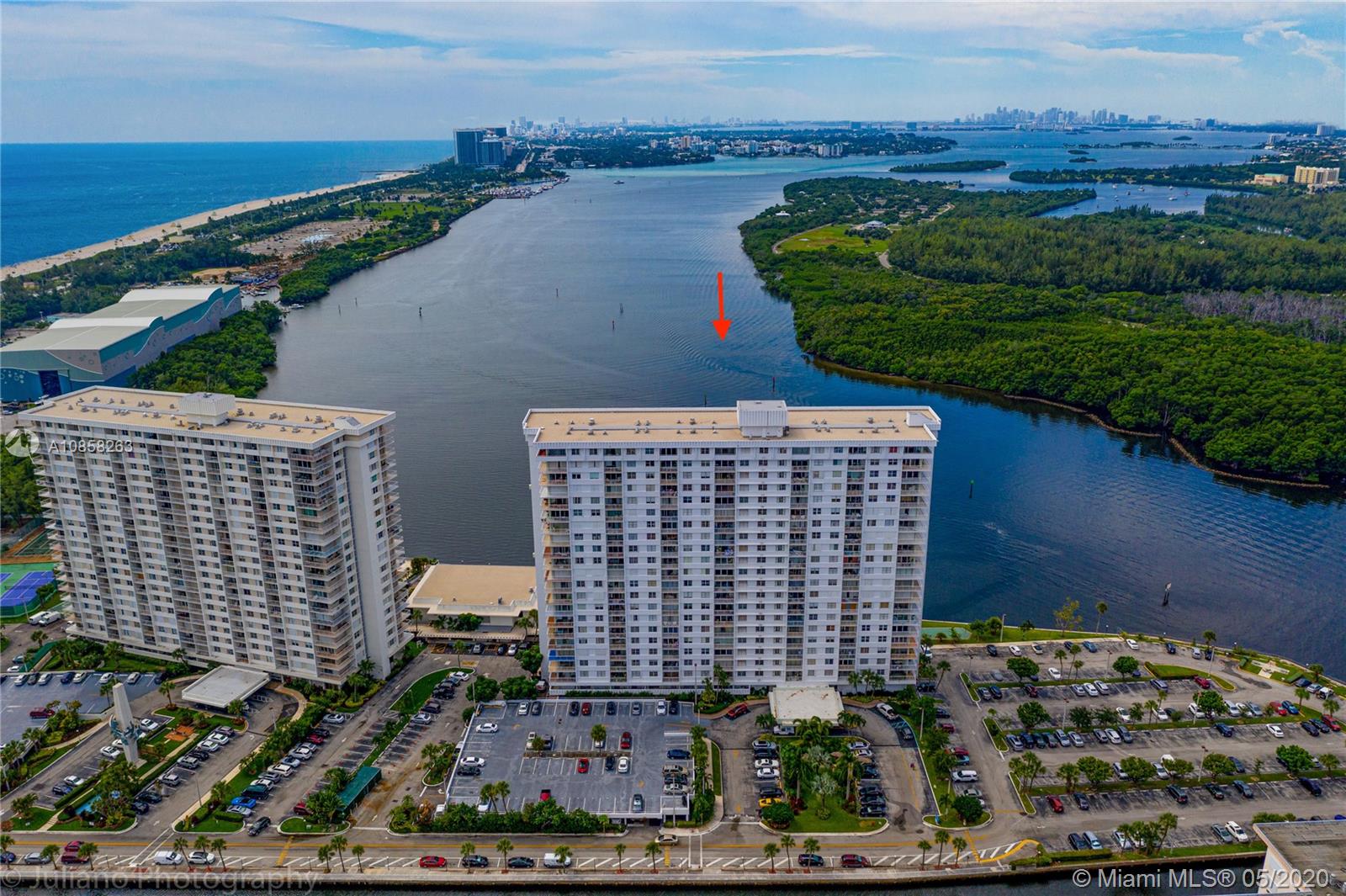 Sunny Isles Beach, FL 33160,500 Bayview Dr #1520