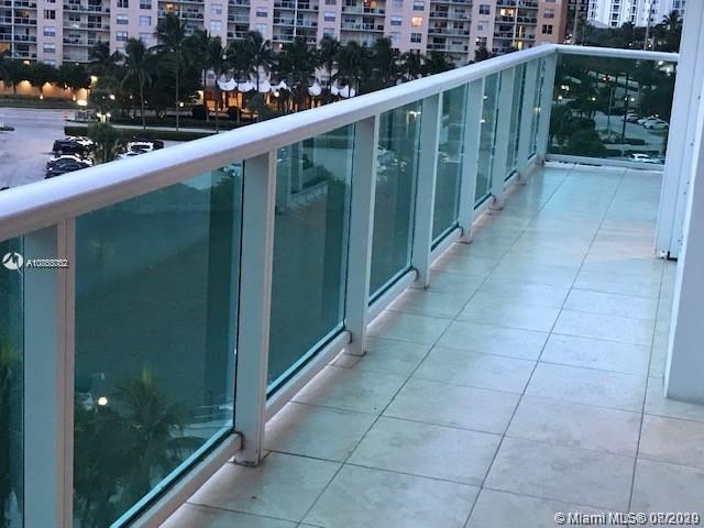 Sunny Isles Beach, FL 33160,100 Bayview Dr #804