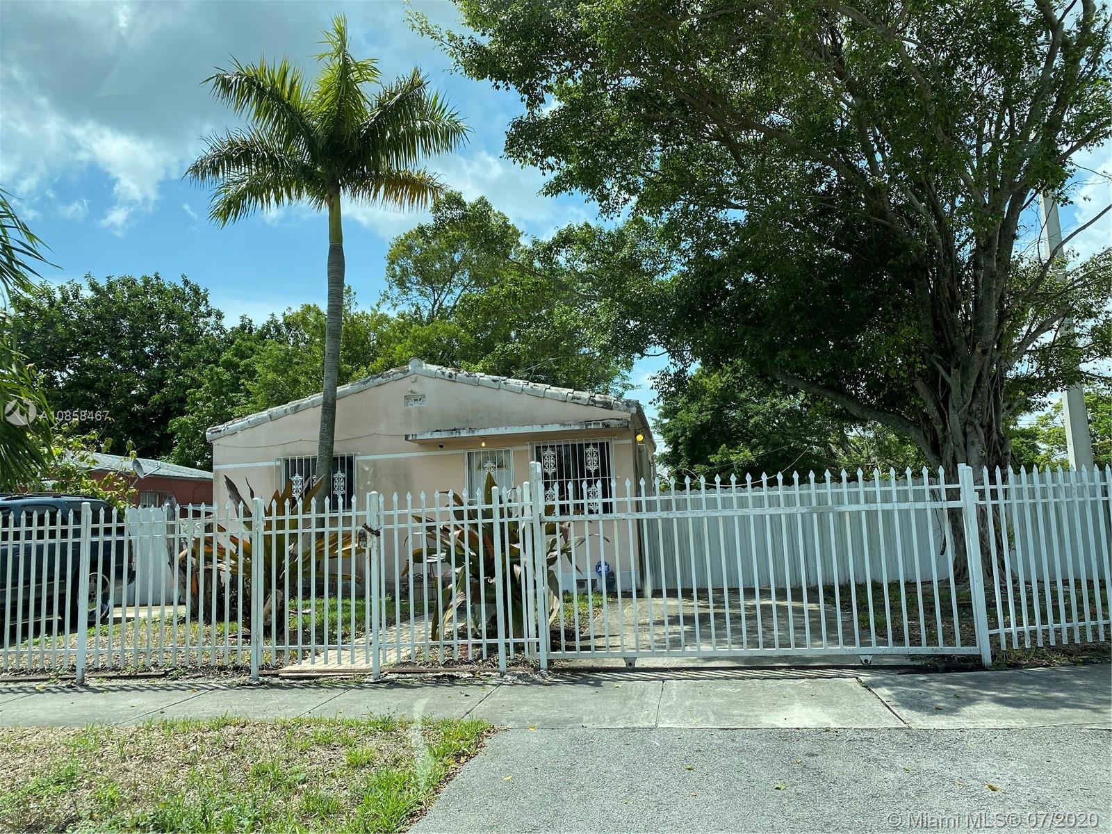 1000 Burlington St, Opa-locka, FL 33054