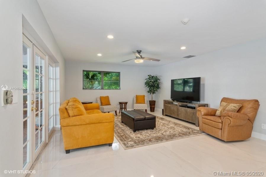 Palmetto Bay, FL 33158,7740 SW 141 St