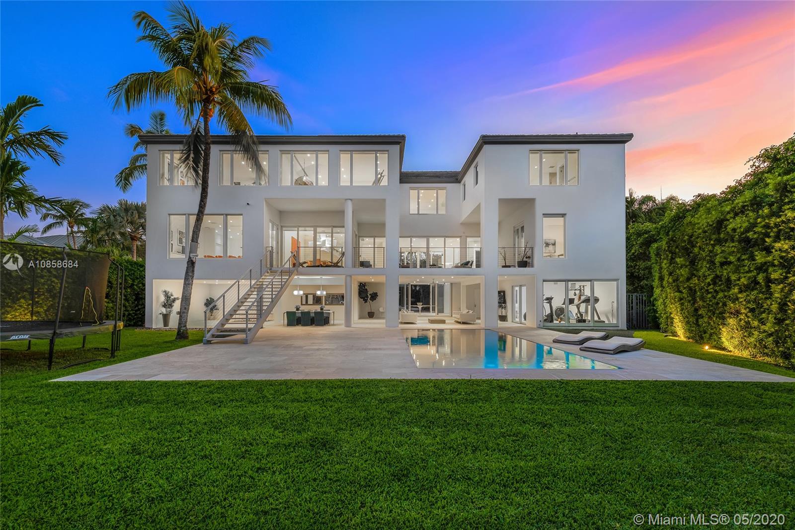 Key Biscayne Luxury Homes For Sale