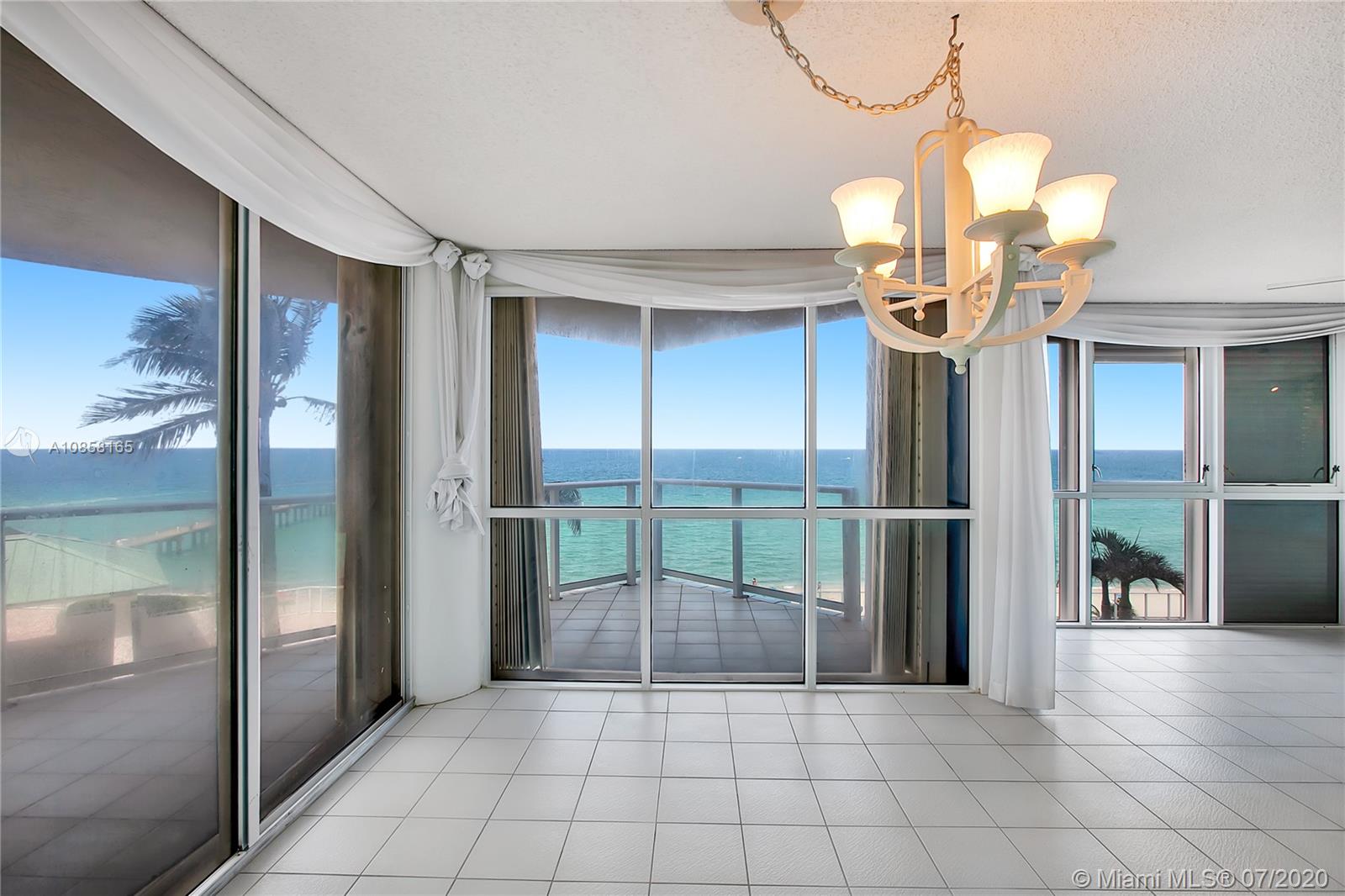 Sunny Isles Beach, FL 33160,16485 Collins Ave #636