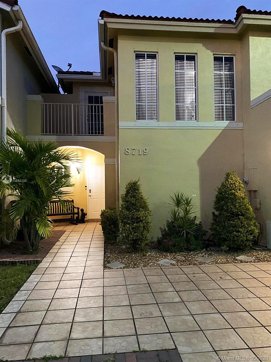 Miami, FL 33193,8719 SW 161st Ct