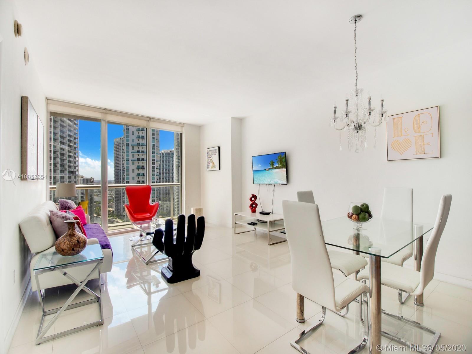 Miami, FL 33131,485 Brickell Ave #2607