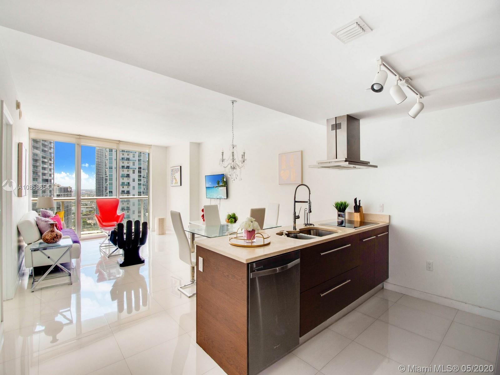 Miami, FL 33131,485 Brickell Ave #2607