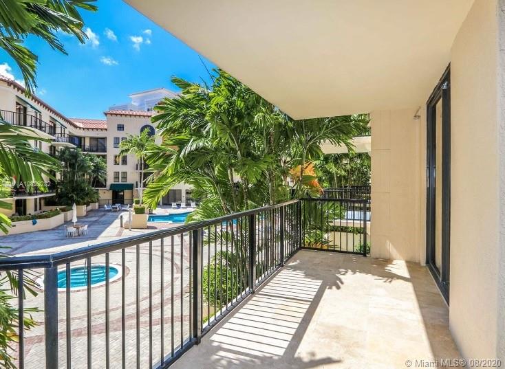 Coral Gables, FL 33134,55 Merrick Way #615