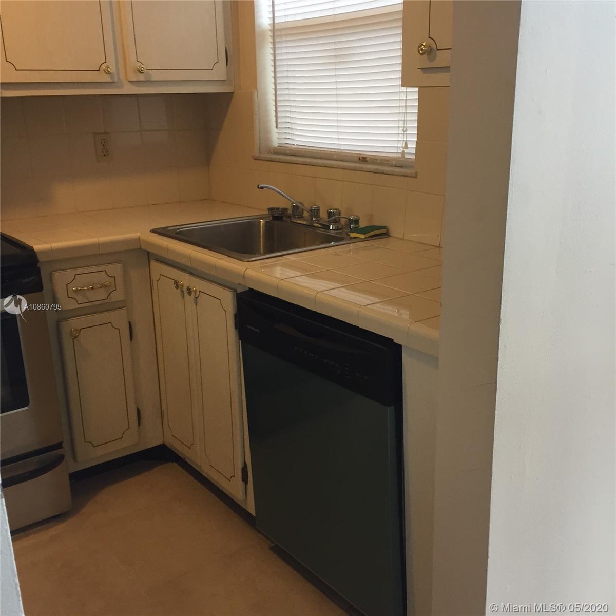 Sunrise, FL 33322,2931 E Sunrise Lakes Dr E #203