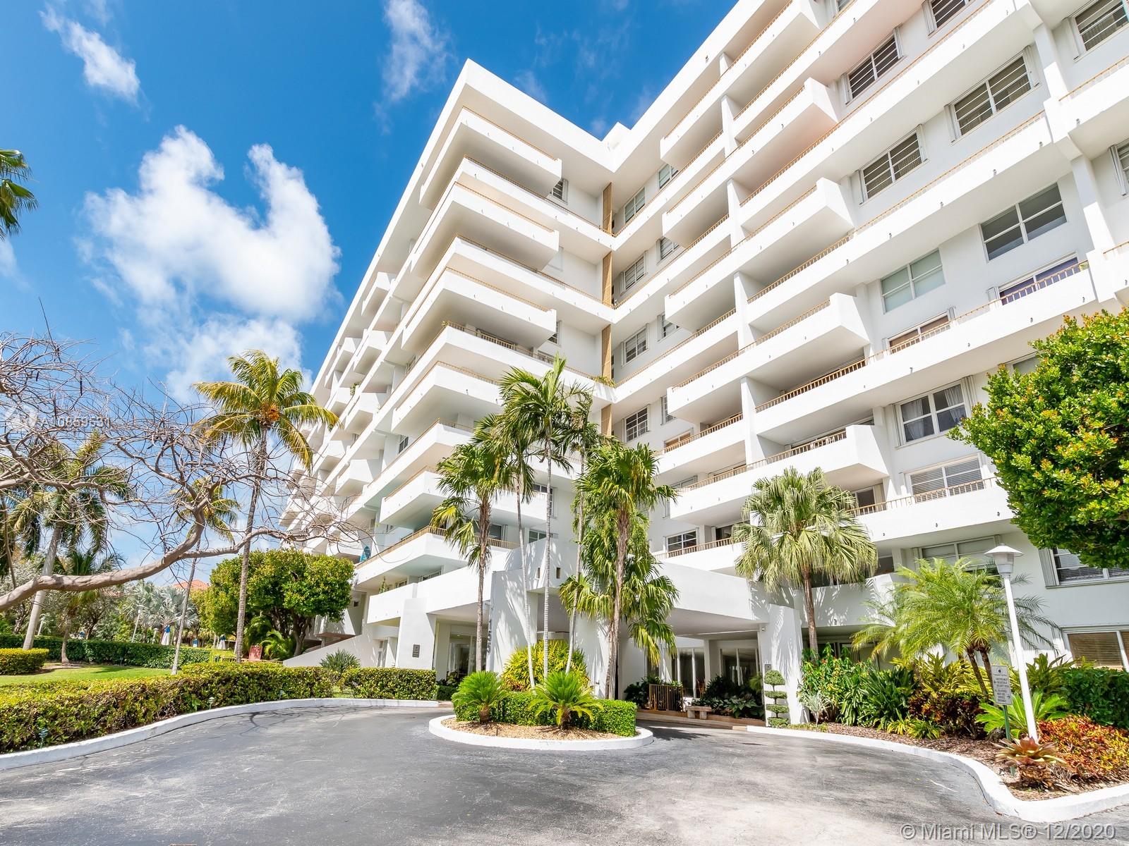 Key Biscayne, FL 33149,155 Ocean Lane Dr #506