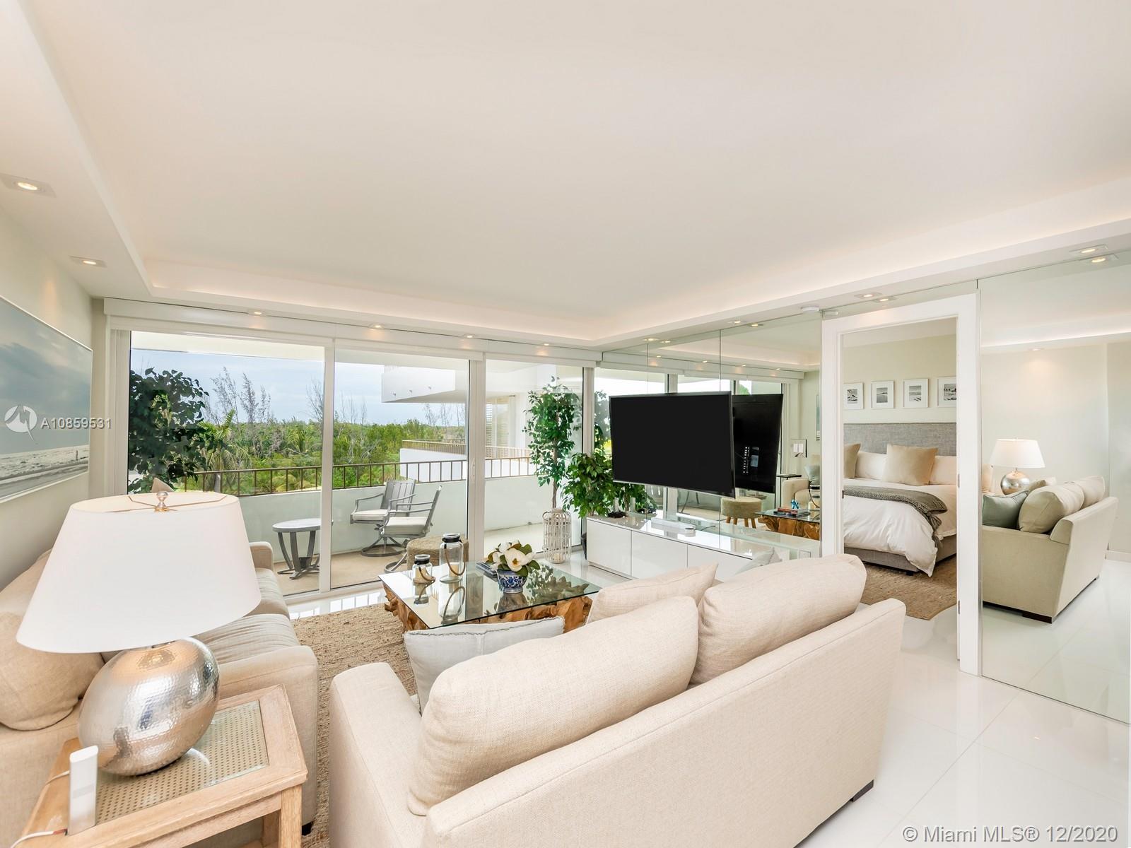 Key Biscayne, FL 33149,155 Ocean Lane Dr #506