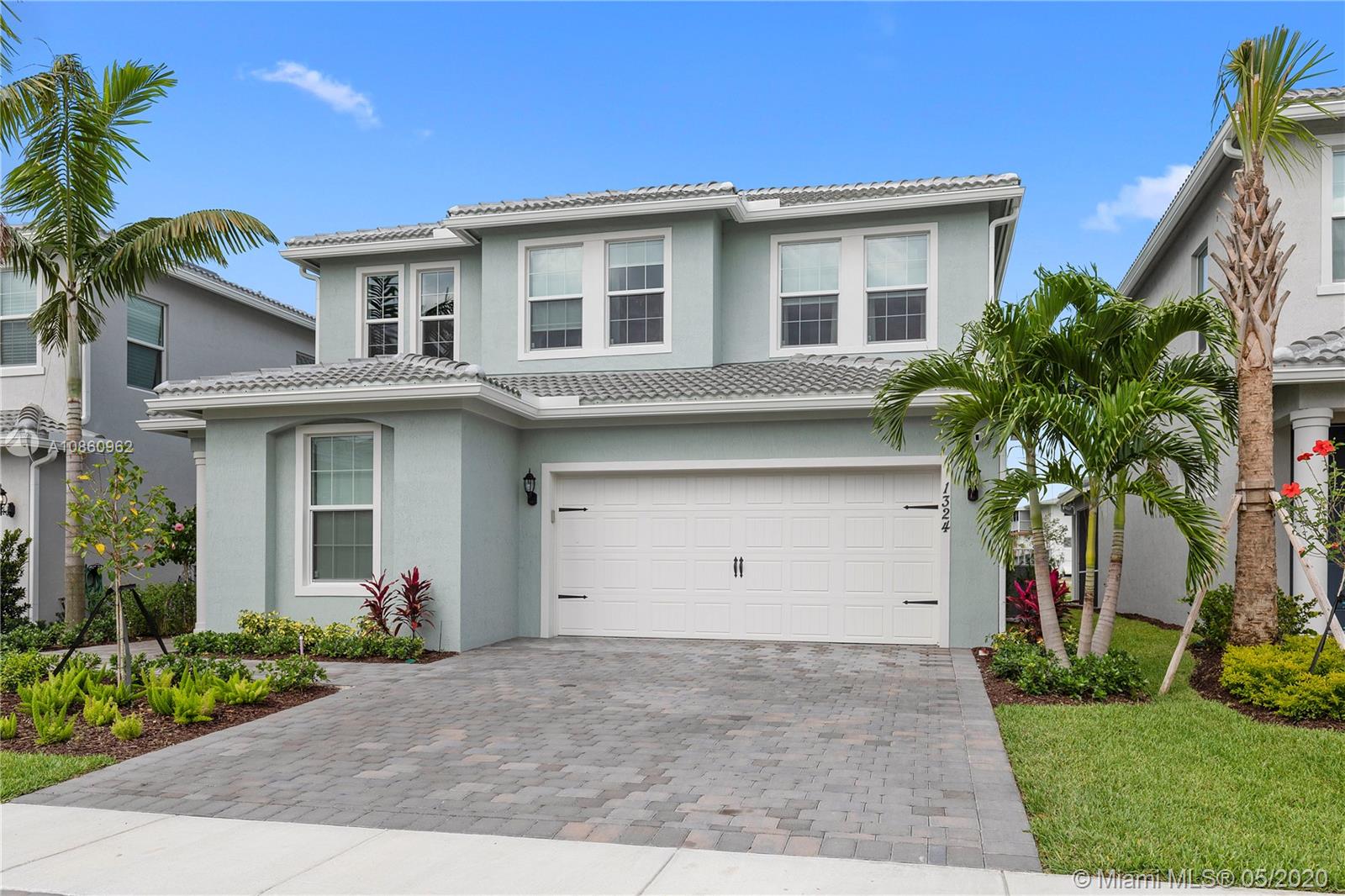 1324 Silk Oak Dr,  Hollywood,  FL 33021