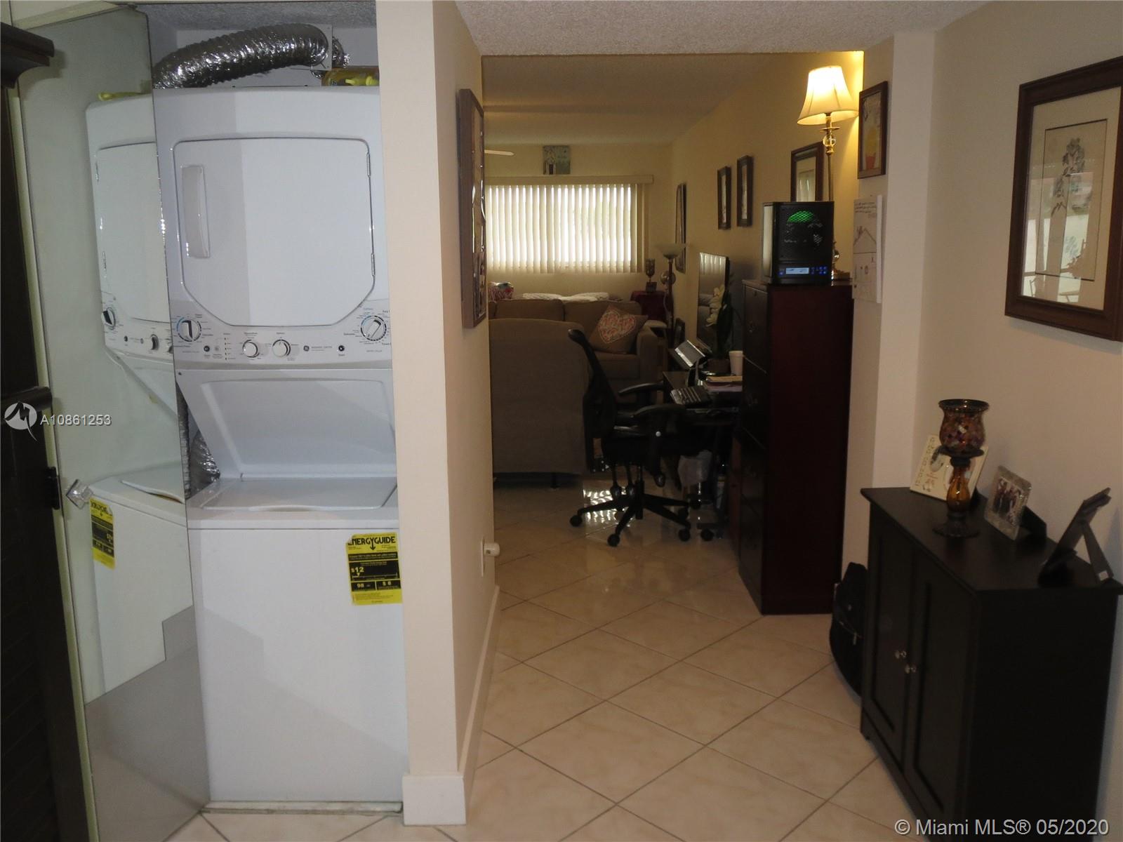 Pembroke Pines, FL 33027,1400 SW 131st Way #111Q