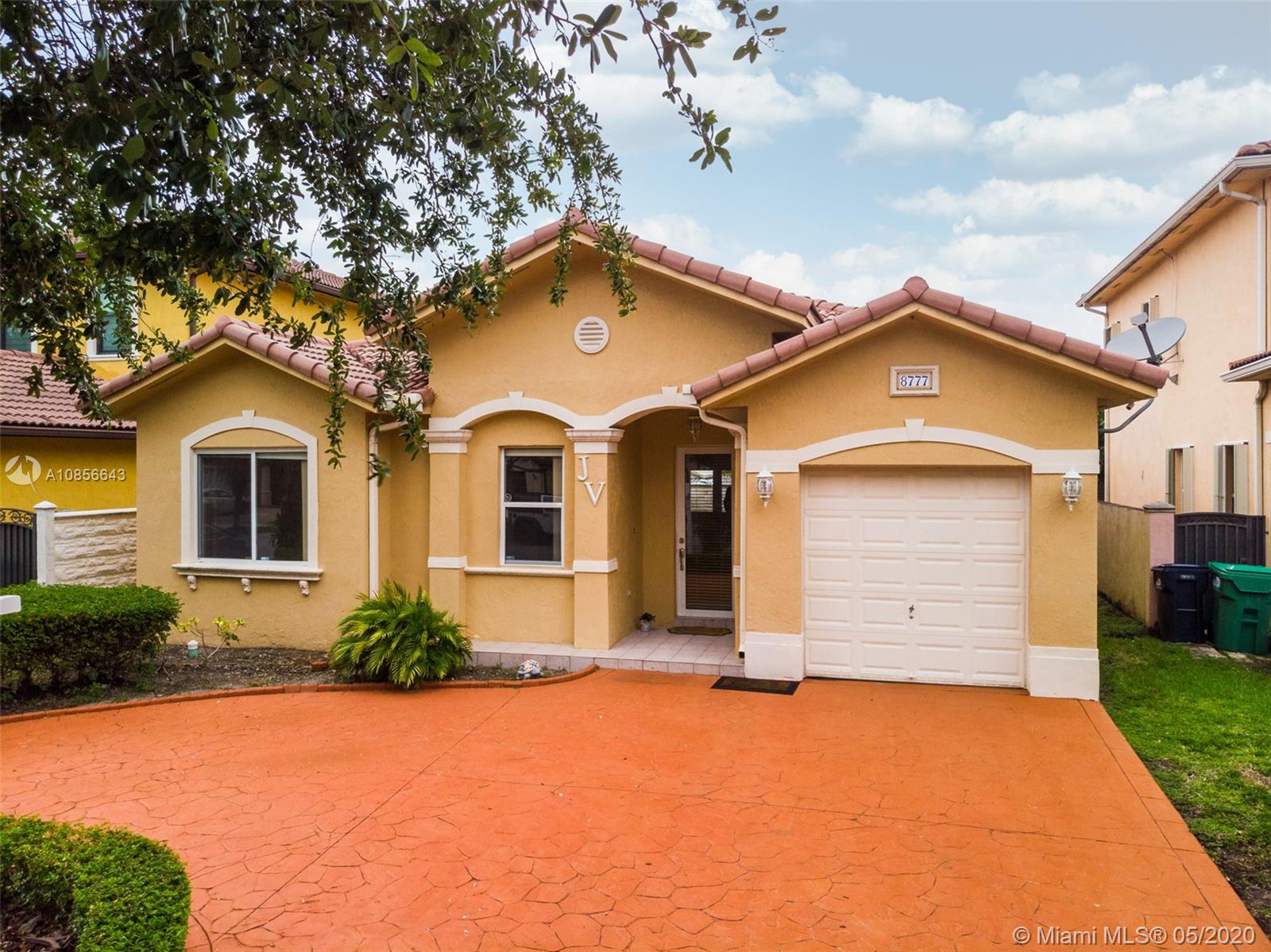 8777 NW 139th Ter, Miami Lakes, FL 33018