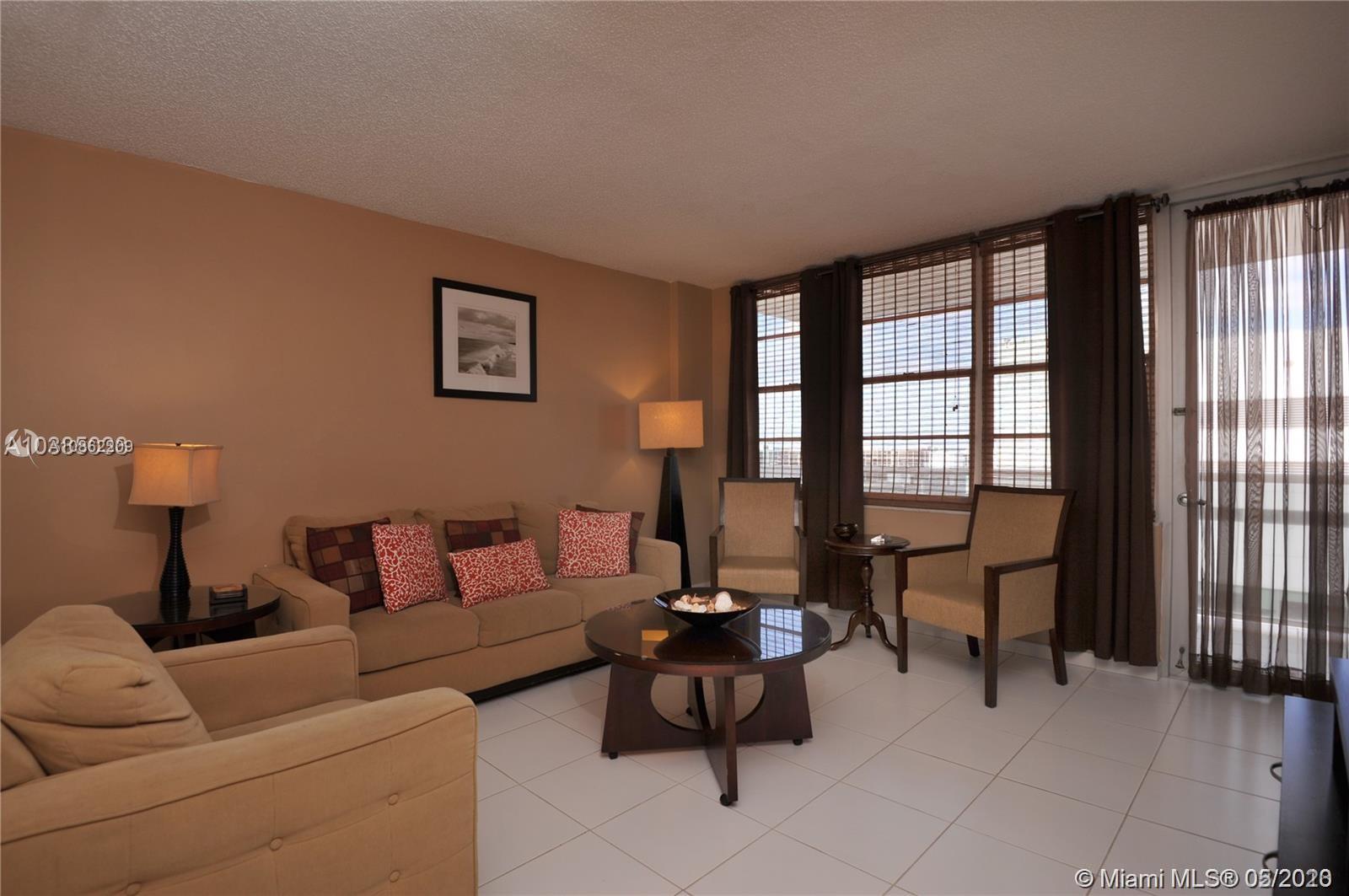 Hollywood, FL 33019,3725 S Ocean Dr #1123