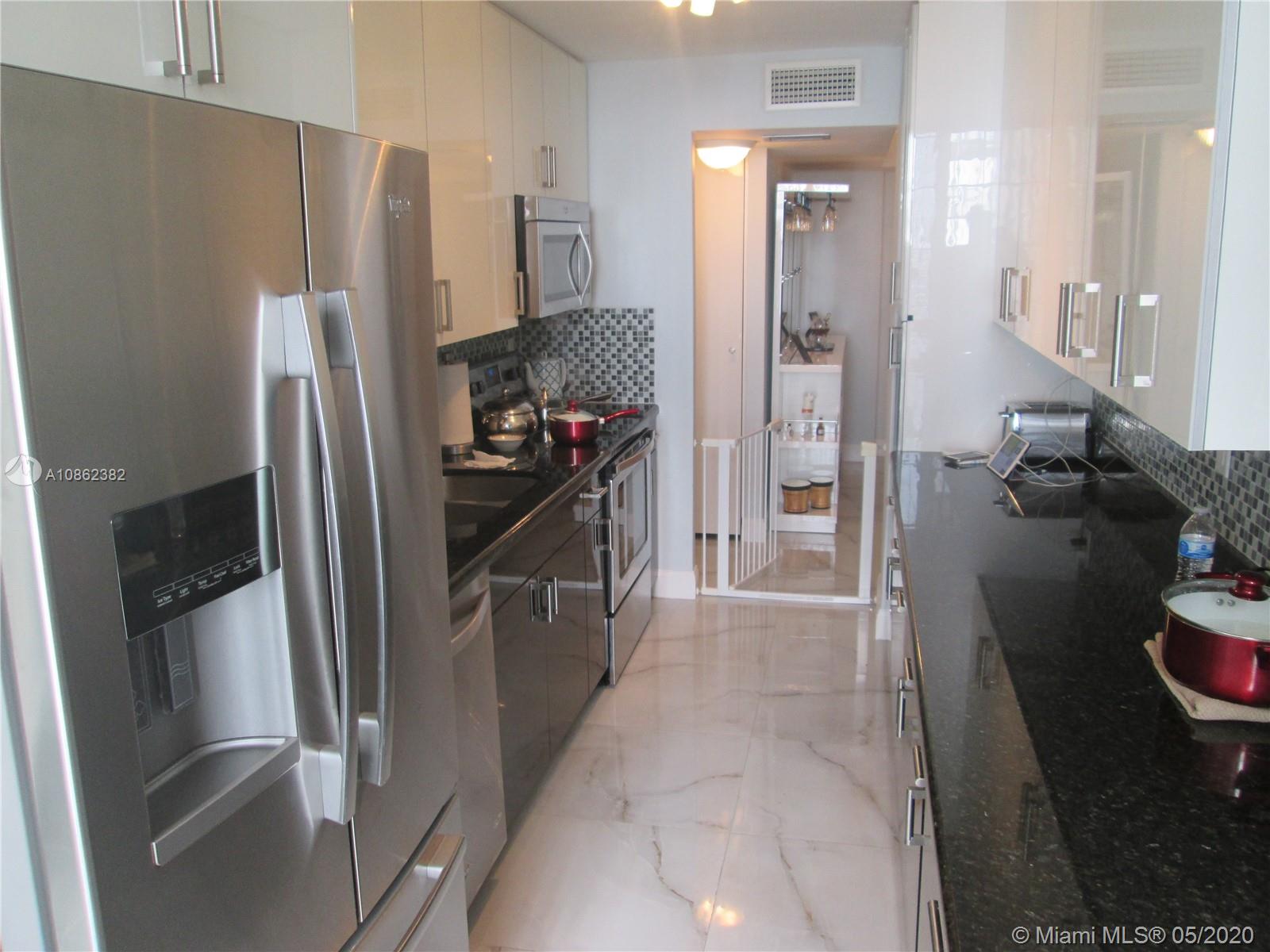 Sunny Isles Beach, FL 33160,231 174th St #2017