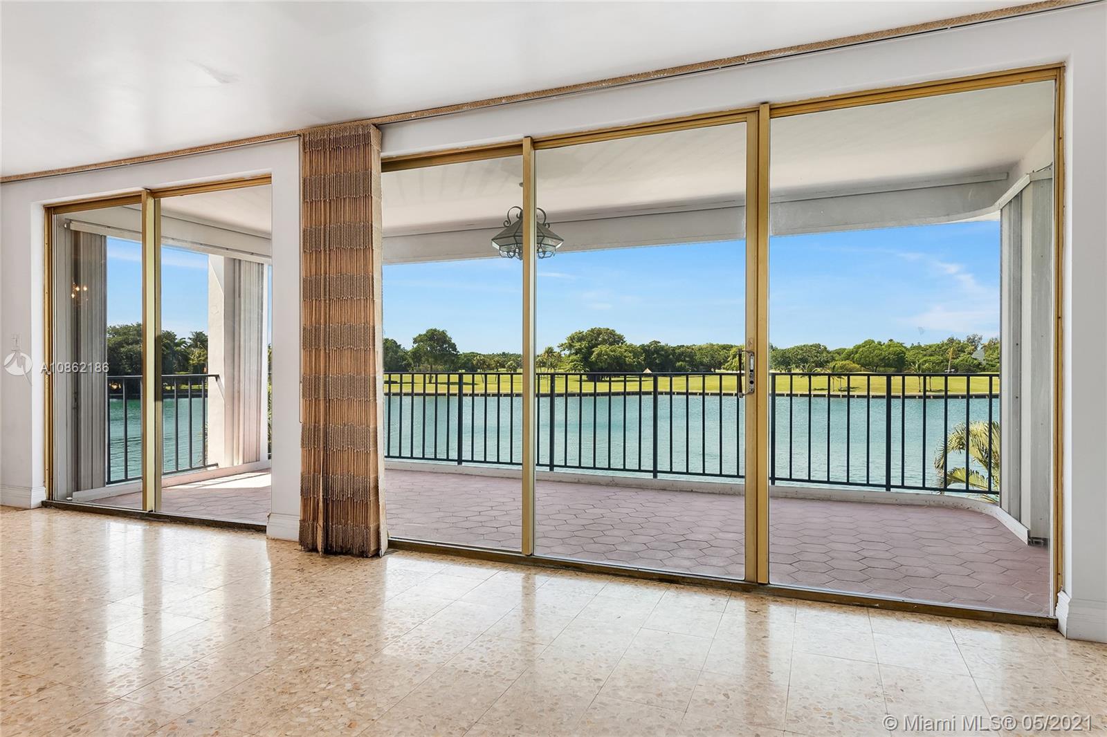Bay Harbor Islands, FL 33154,9240 W Bay Harbor Dr #3A