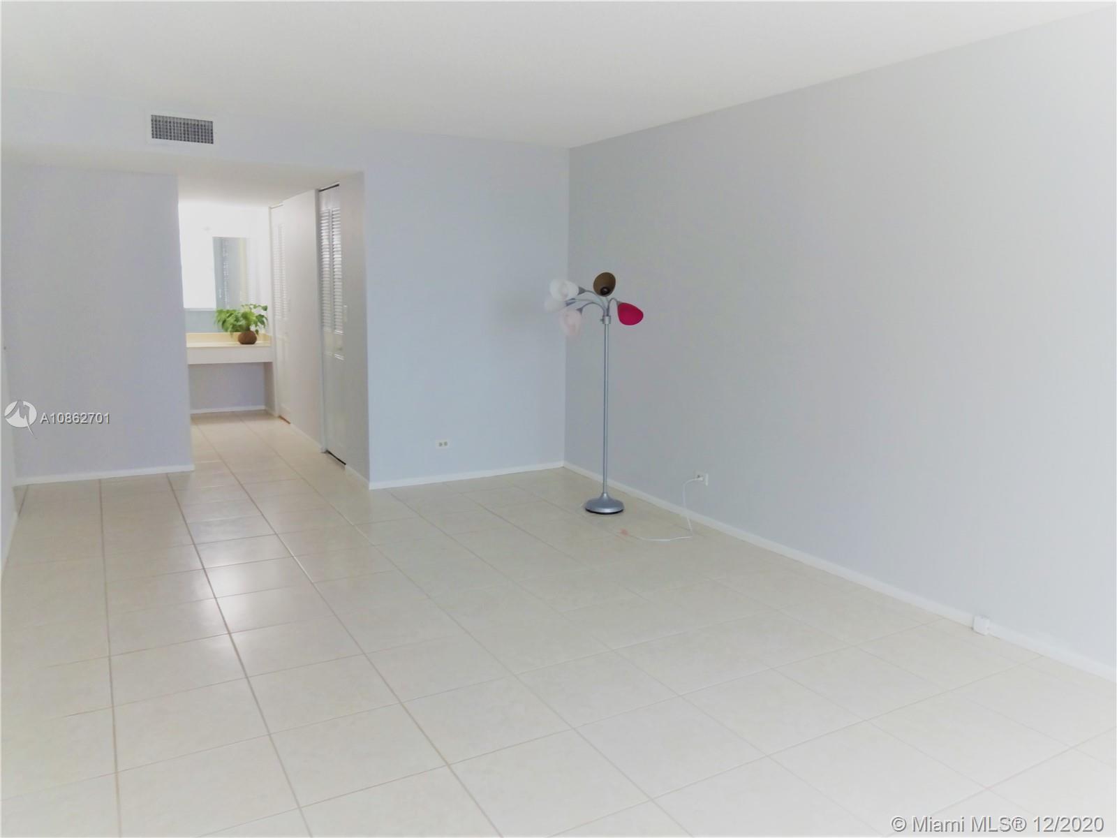 Sunny Isles Beach, FL 33160,230 174th St #619