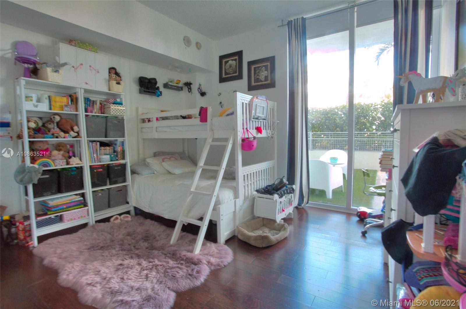 Listing Photo 6