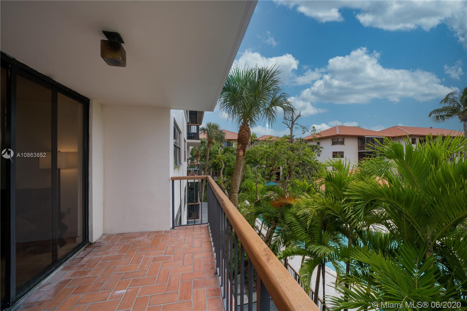 Key Biscayne, FL 33149,101 Ocean Lane Drive #3014