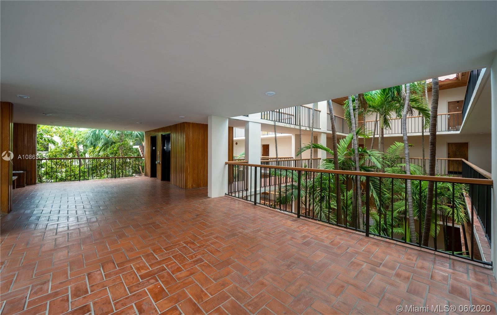 Key Biscayne, FL 33149,101 Ocean Lane Drive #3014