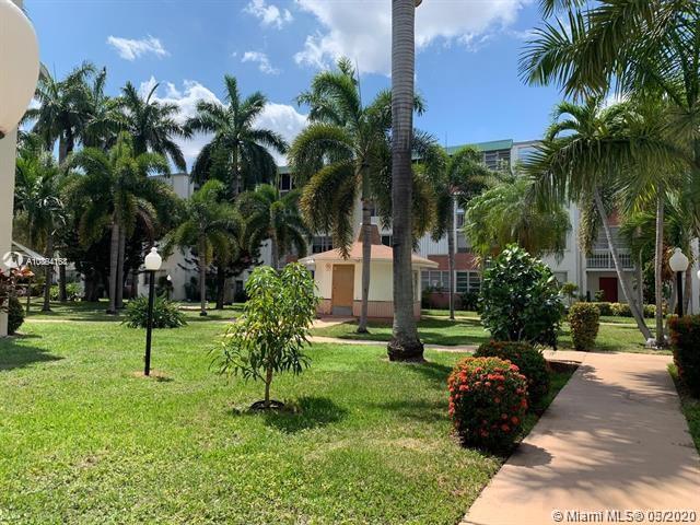 Hallandale Beach, FL 33009,1333 E Hallandale Beach Blvd #202