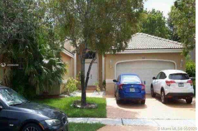 642 SW 200th Ter, Pembroke Pines, FL 33029