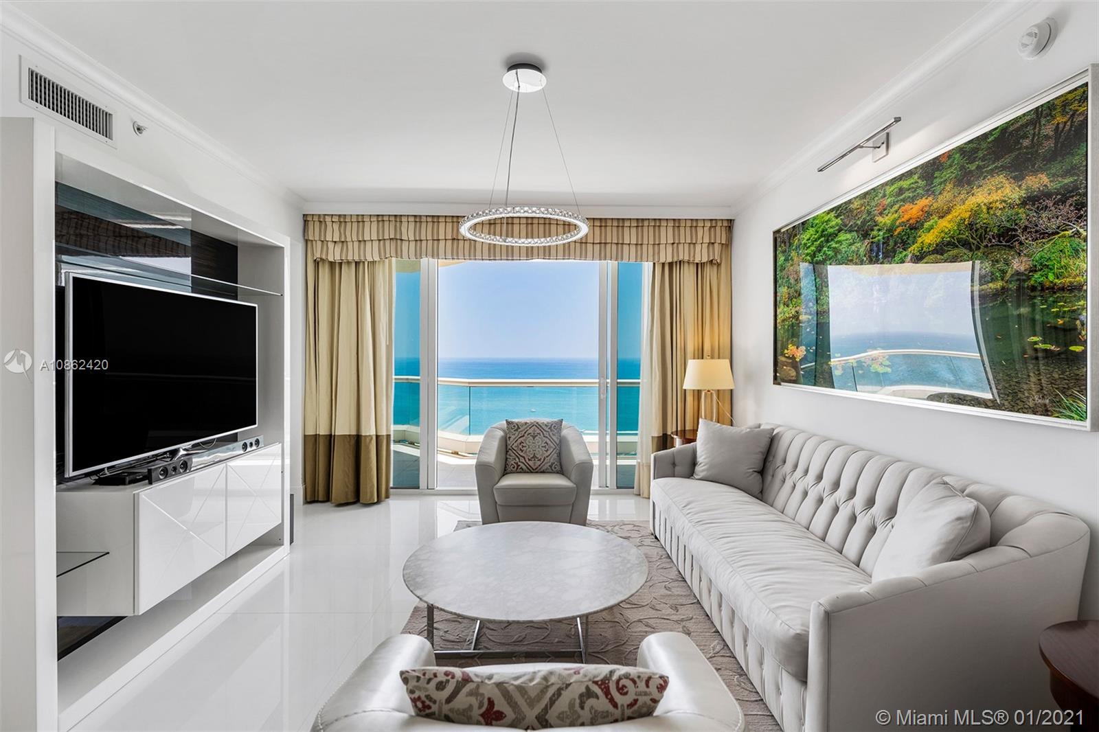 Sunny Isles Beach, FL 33160,17875 Collins Ave #3504