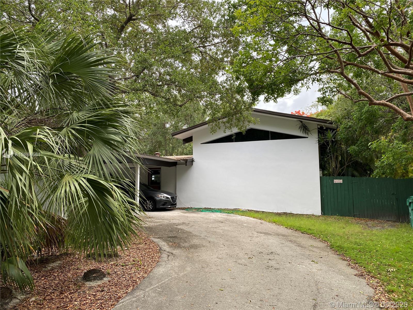 Pinecrest, FL 33156,6060 SW 133rd St