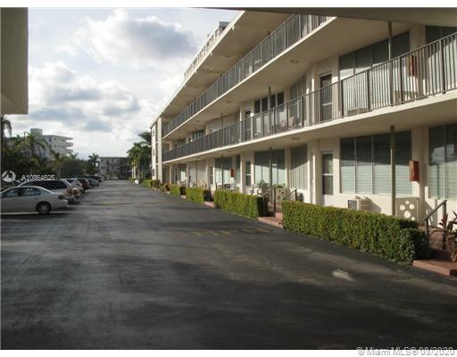 Hallandale Beach, FL 33009,3177 S Ocean Dr #228