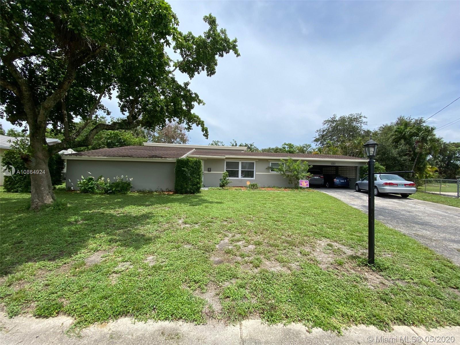 100 NW 46th Ter, Plantation, FL 33317