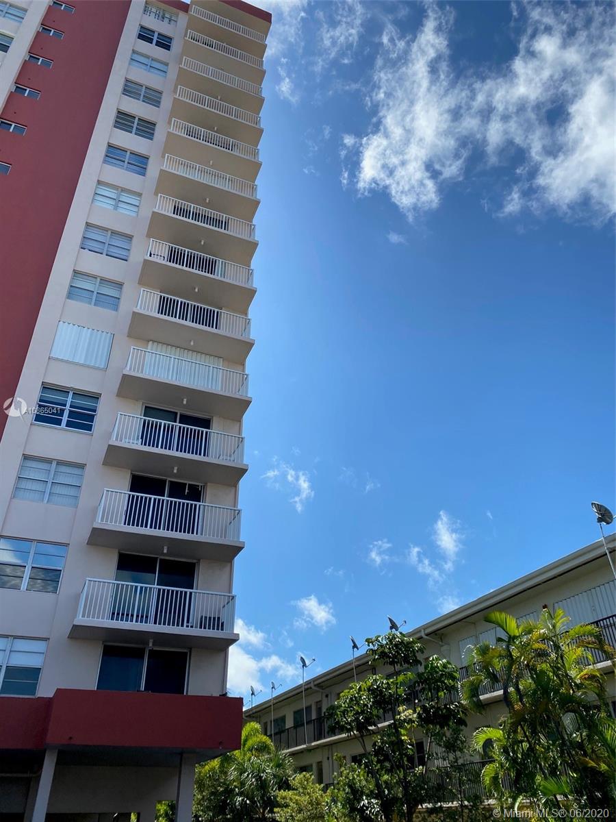 Hallandale Beach, FL 33009,3161 S Ocean Dr #802