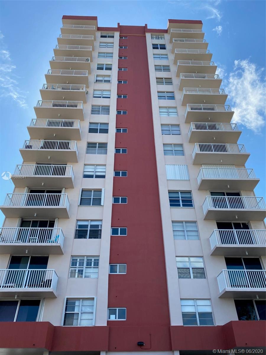 Hallandale Beach, FL 33009,3161 S Ocean Dr #802