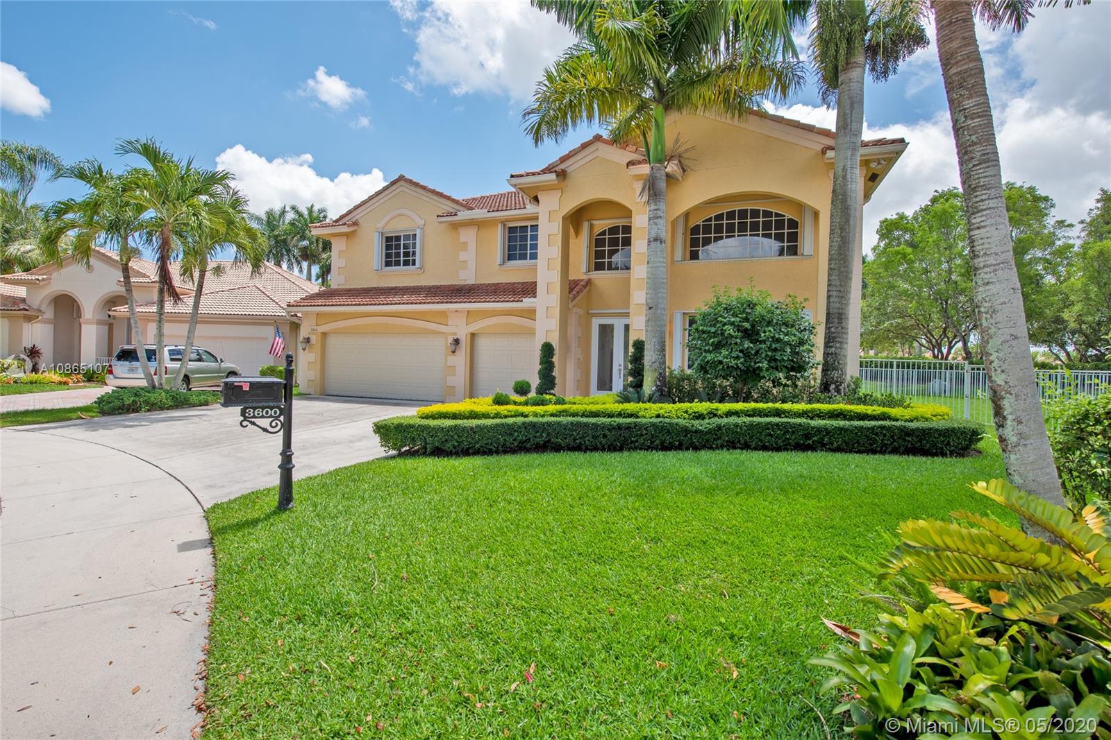 Weston, FL 33331,3600 Heron Ridge Ln