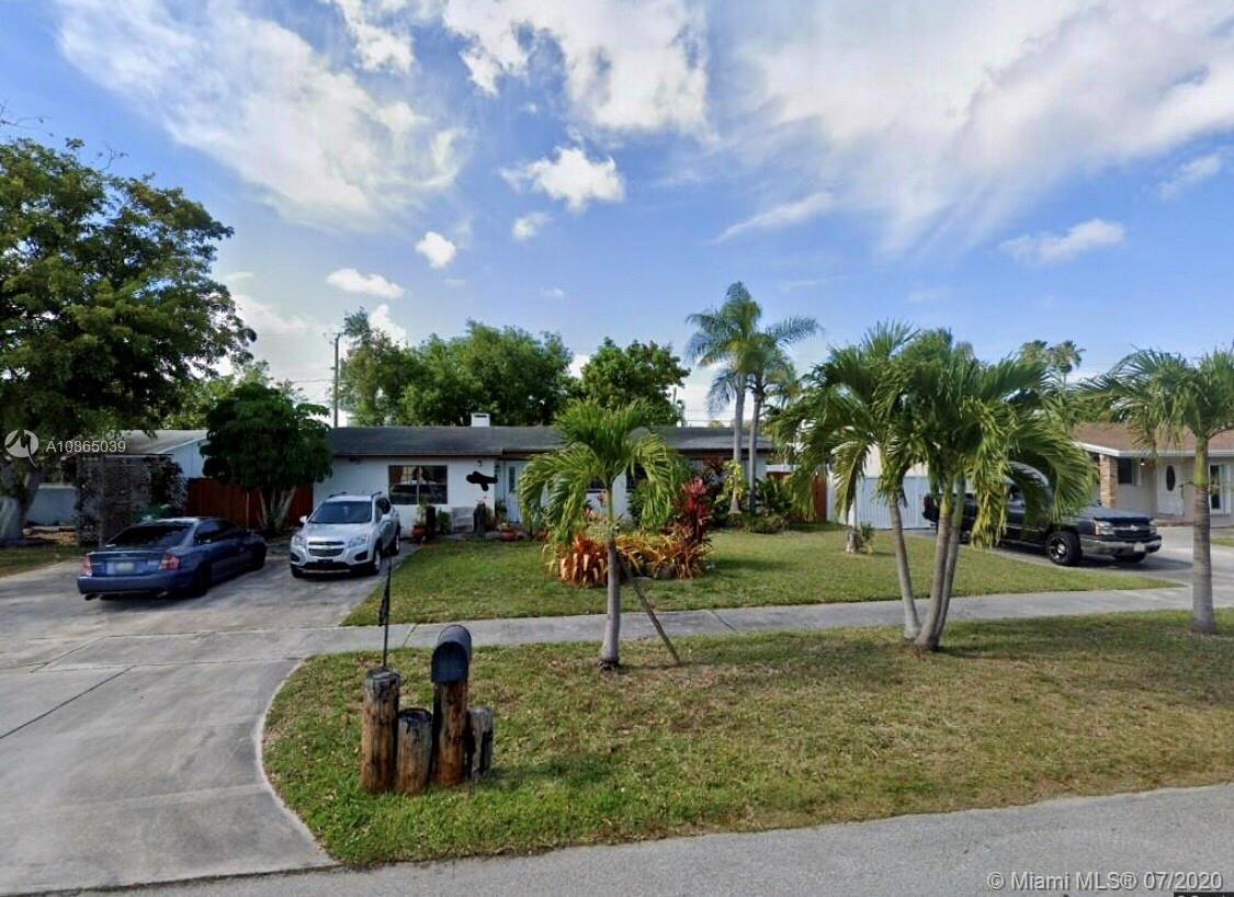 9611 Martinique Dr, Cutler Bay, FL 33189