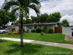 Cutler Bay, FL 33189,9611 Martinique Dr