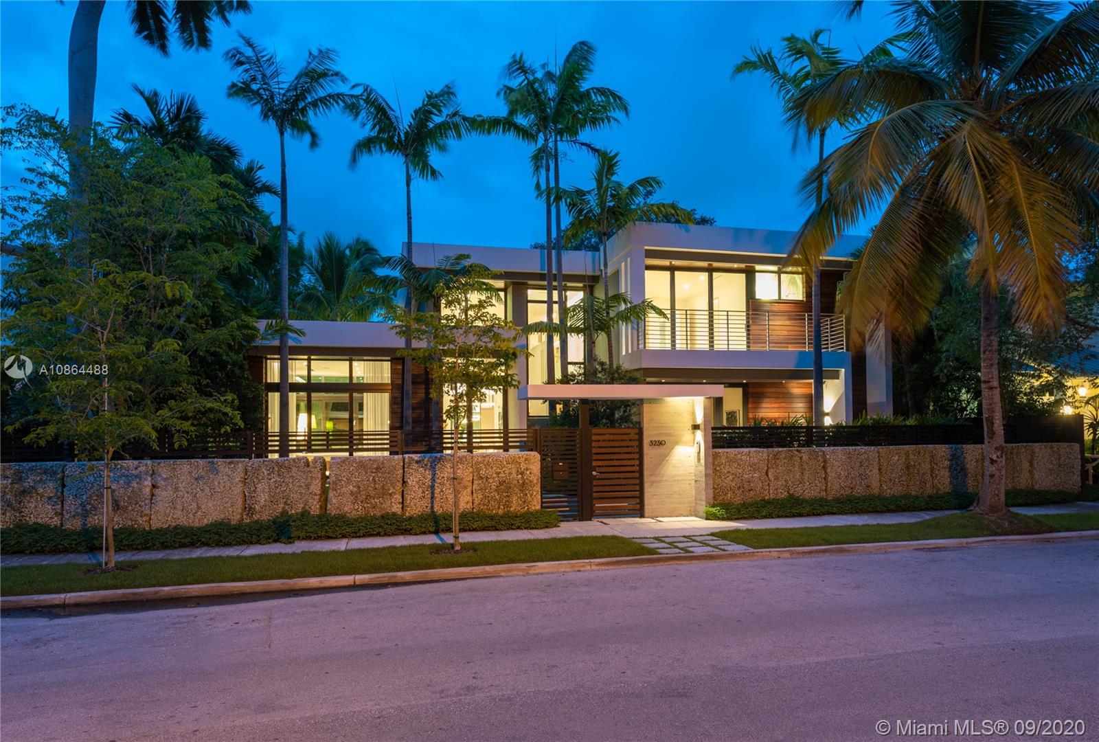 Miami, FL 33133,3230 Crystal Ct