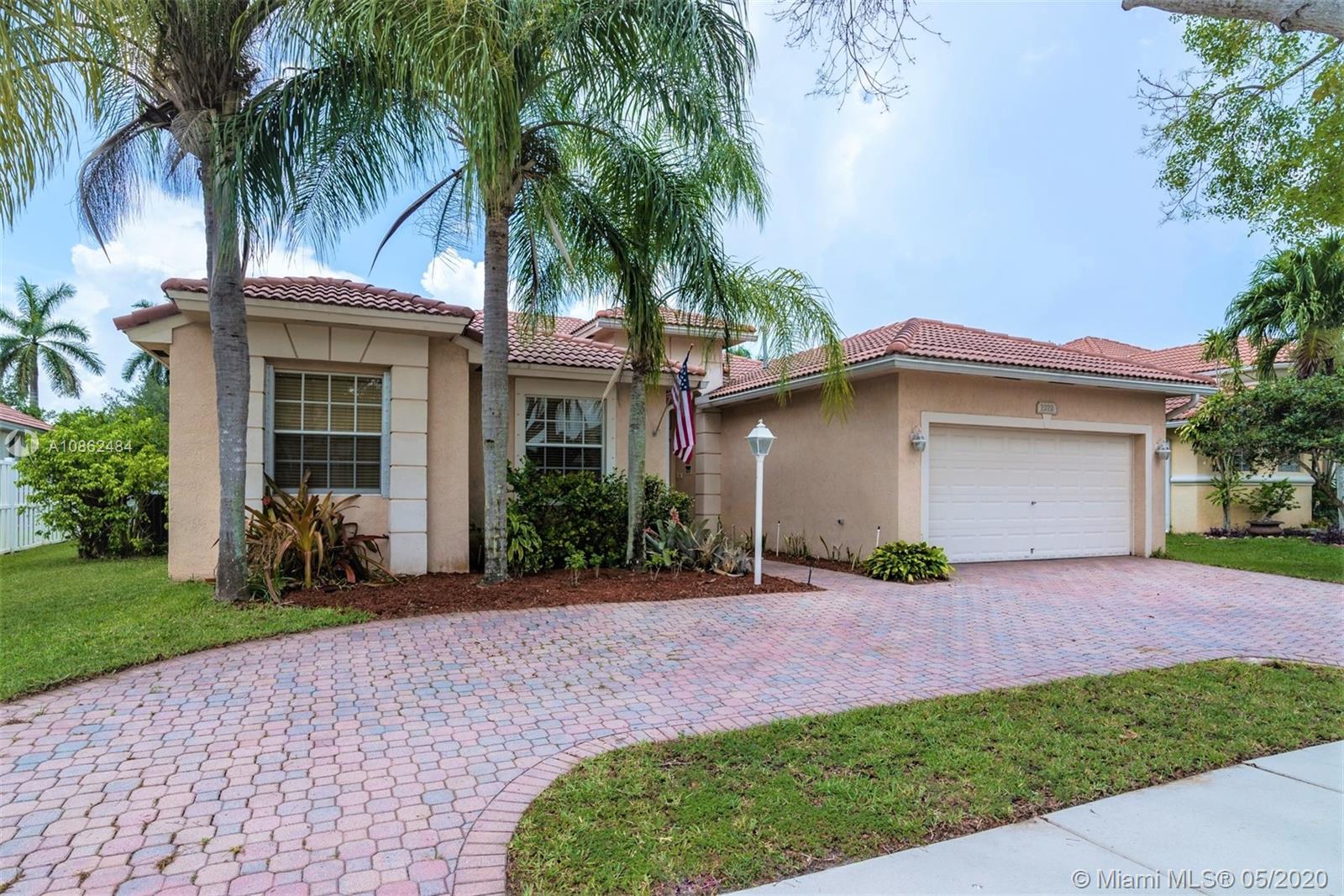 1272 NW 141st Ave, Pembroke Pines, FL 33028